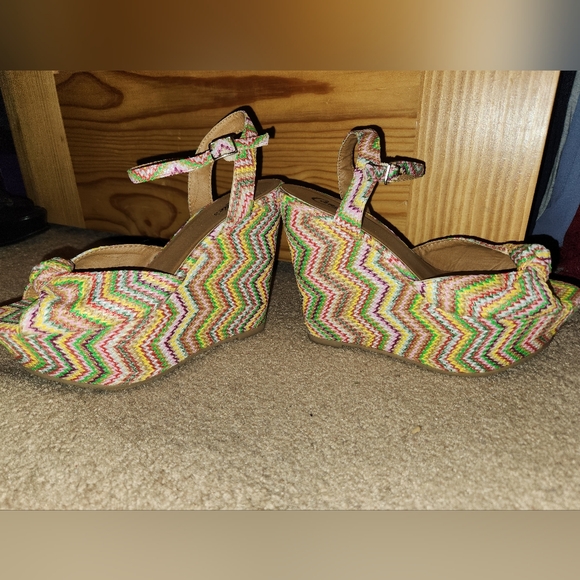 GROOVY Candie's wedge sandals - Picture 1 of 5